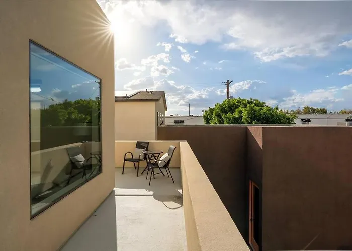 New Modern 3br & Loft- Heated Pool, Near Airport Ferienhaus Phoenix